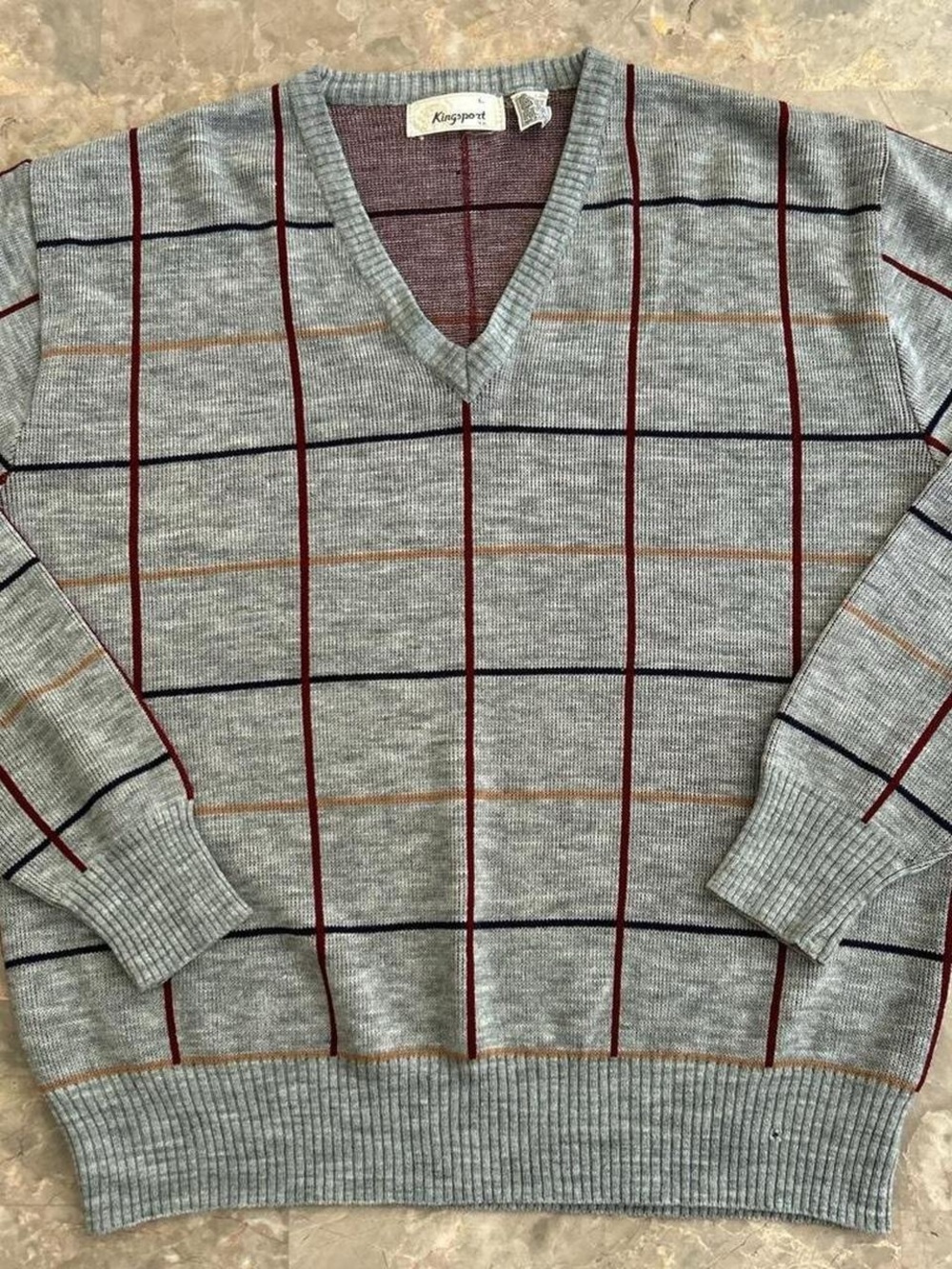 Vintage 1980s Kingsport Plaid V-Neck Knit Sweater Gray Men’s L